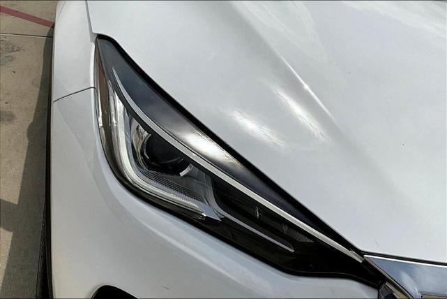 Photo of 2025 Cloud White INFINITI QX50
