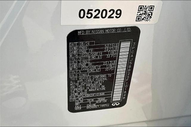 Photo of 2025 Cloud White INFINITI QX50