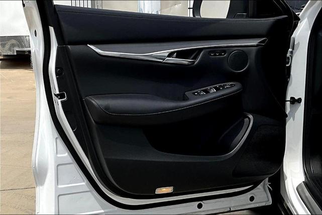 Photo of 2025 Cloud White INFINITI QX50