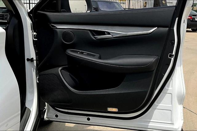 Photo of 2025 Cloud White INFINITI QX50