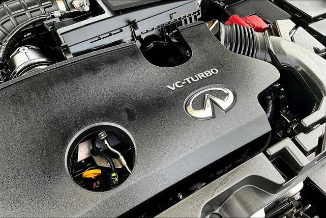 Photo of 2025 Cloud White INFINITI QX50