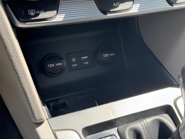 Photo of 2019 Galactic Gray Hyundai ELANTRA