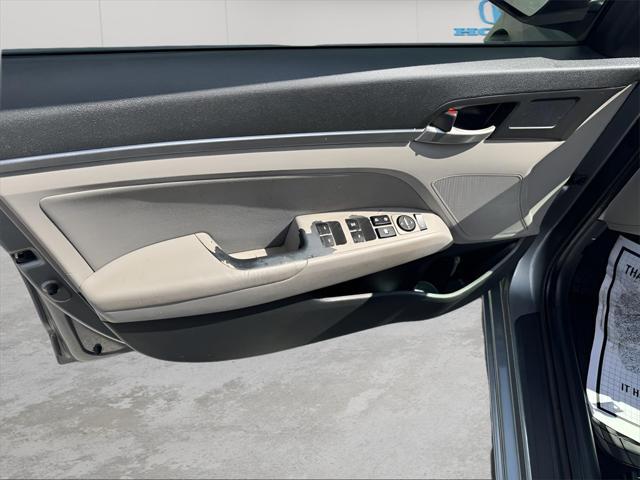Photo of 2019 Galactic Gray Hyundai ELANTRA