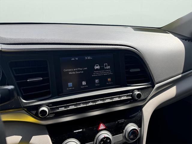 Photo of 2019 Galactic Gray Hyundai ELANTRA