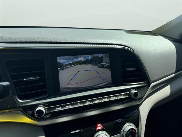 Photo of 2019 Galactic Gray Hyundai ELANTRA