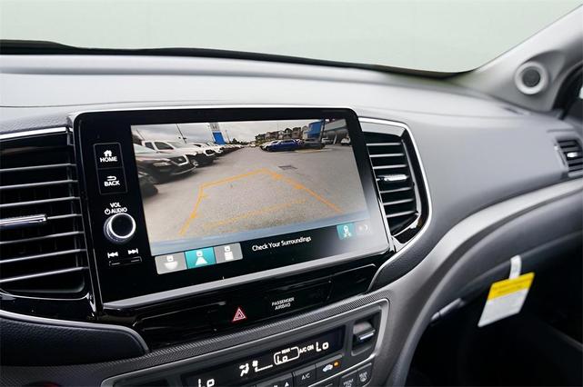 Photo of 2025 Sonic Gray Pearl Honda Ridgeline