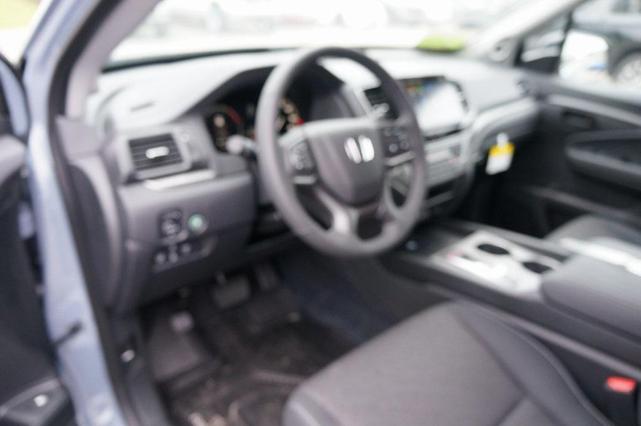 Photo of 2025 Sonic Gray Pearl Honda Ridgeline