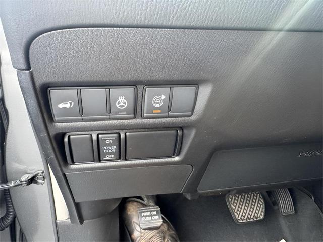 Photo of 2023 Gun Metallic Nissan Armada