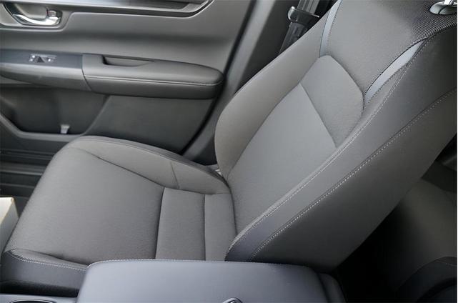 Photo of 2026 Solar Silver Metallic Honda CR-V