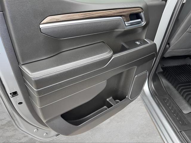 Photo of 2025 Sterling Gray Metallic Chevrolet Silverado 1500