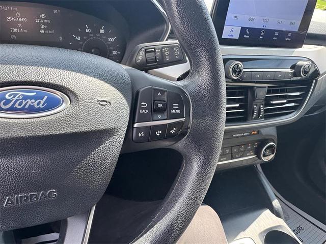 Photo of 2020 Agate Black Metallic Ford Escape