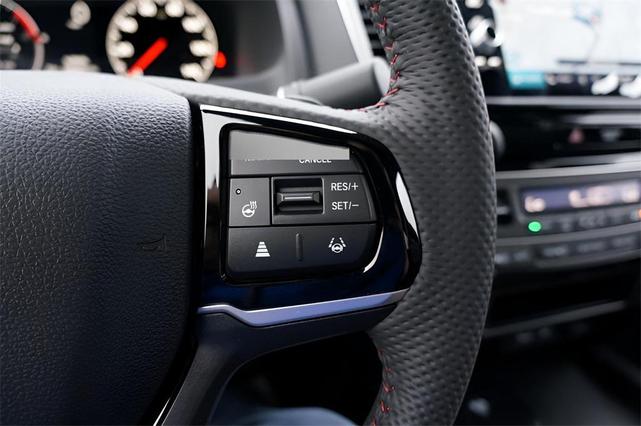 Photo of 2025 Crystal Black Pearl Honda Ridgeline