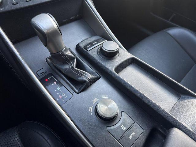 Photo of 2016 Obsidian Lexus IS 200t