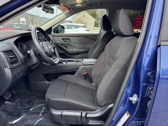 Photo of 2023 Caspian Blue Nissan Rogue