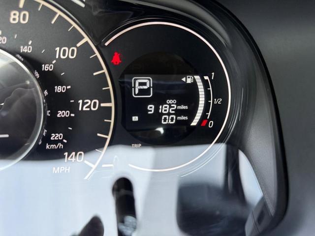 Photo of 2017 Black Nissan Versa Note