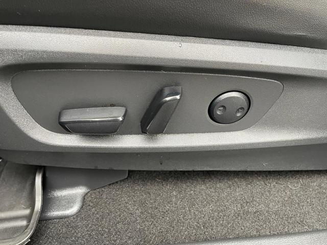 Photo of 2023 Black Nissan Pathfinder