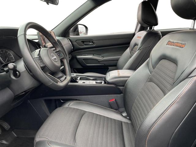 Photo of 2023 Black Nissan Pathfinder