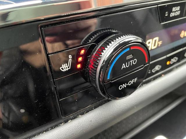 Photo of 2023 Black Nissan Pathfinder