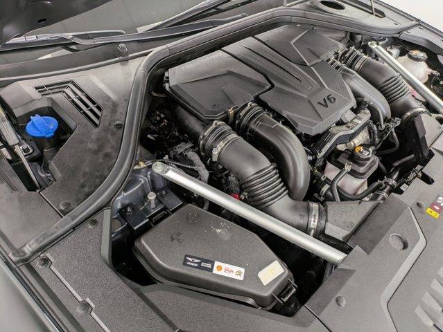 Photo of 2024 Vik Black Genesis GV70
