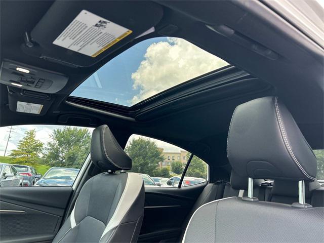 Photo of 2025 Ice Toyota Camry