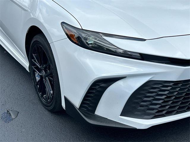 Photo of 2025 Ice Toyota Camry