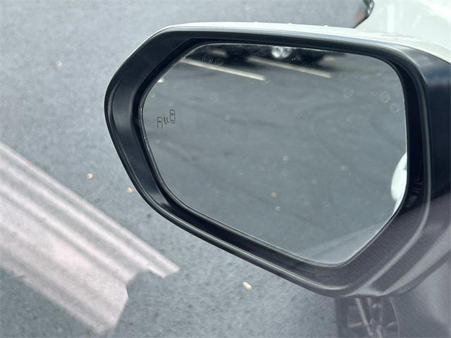 Photo of 2025 Ice Toyota Camry
