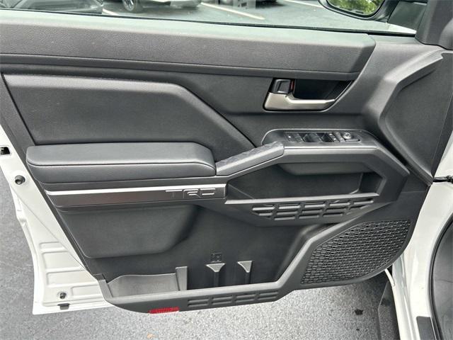 Photo of 2025 Ice Cap Toyota Tacoma
