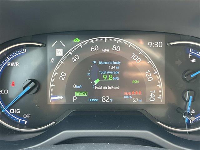 Photo of 2025 Silver Sky Metallic Toyota RAV4 Hybrid