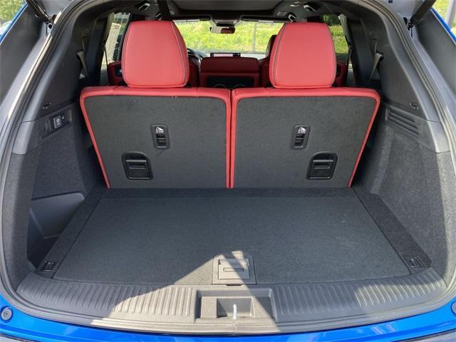 Photo of 2026 Apex Blue Pearl Acura MDX