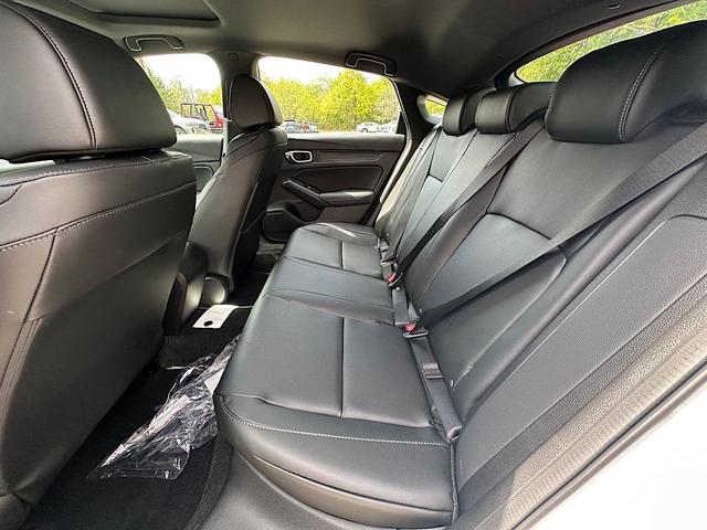 Photo of 2026 Platinum White Pearl Acura Integra