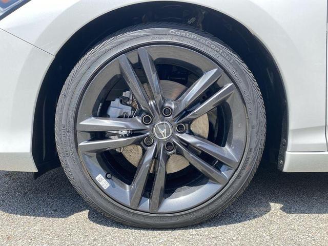 Photo of 2025 Platinum White Pearl Acura Integra