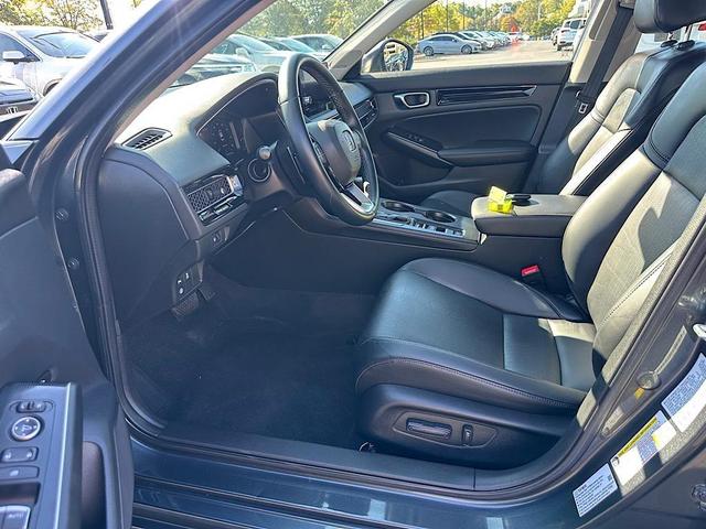 Photo of 2022 Meteorite Gray Metallic Honda Civic