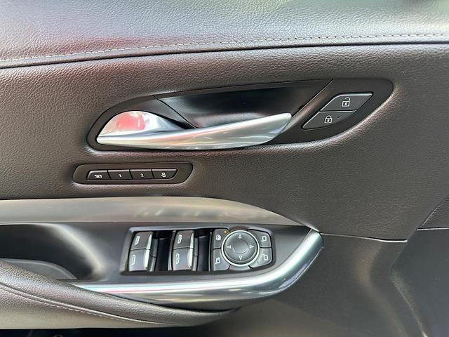 Photo of 2019 Shadow Metallic Cadillac XT4