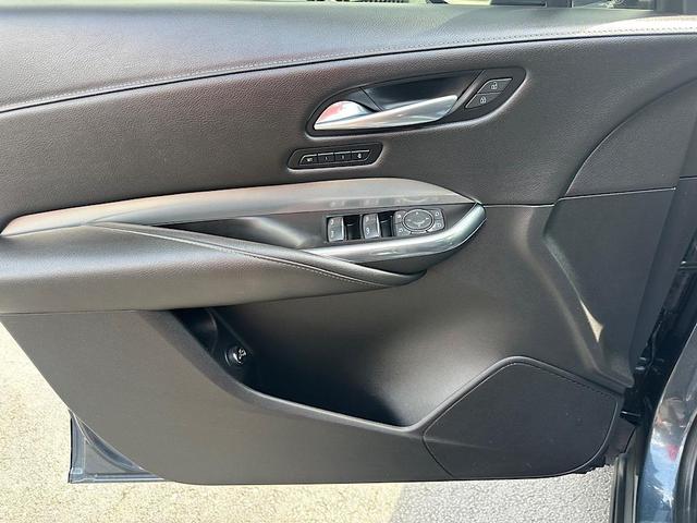 Photo of 2019 Shadow Metallic Cadillac XT4