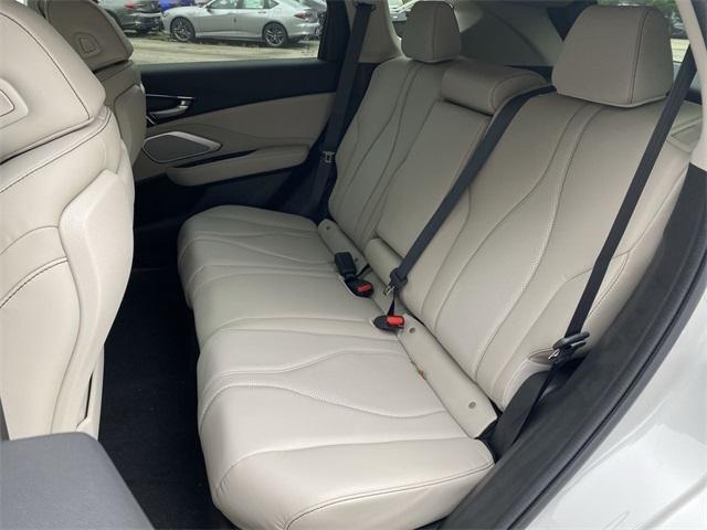Photo of 2025 Platinum White Pearl Acura RDX