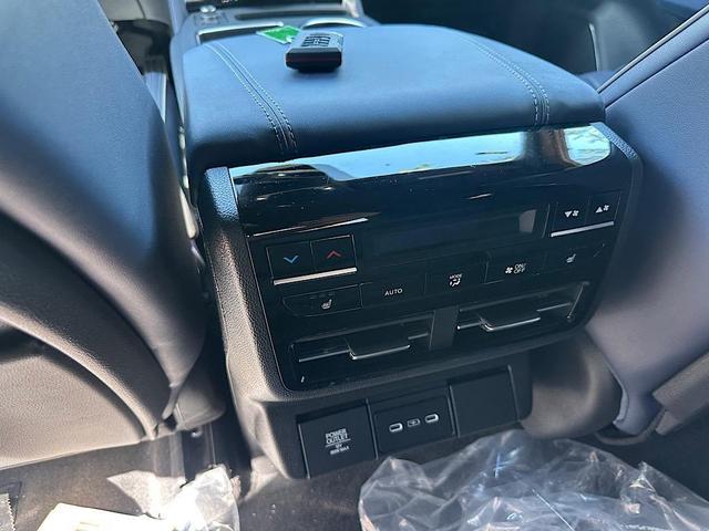 Photo of 2026 Urban Gray Pearl Acura MDX