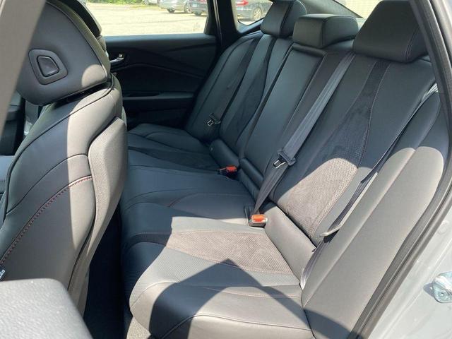Photo of 2025 Urban Gray Pearl Acura TLX