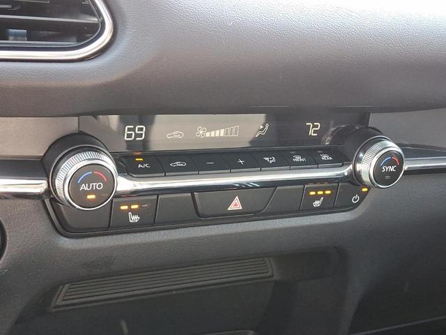 Photo of 2024 Snowflake White Pearl Mazda CX-30