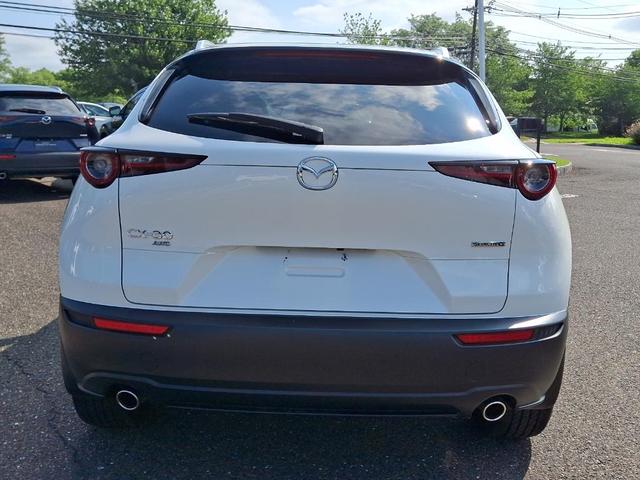 Photo of 2024 Snowflake White Pearl Mazda CX-30
