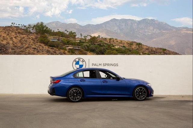 Photo of 2025 Portimao Blue Metallic BMW M340