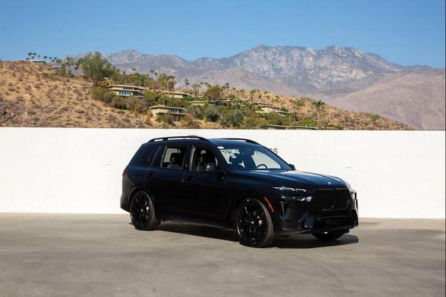 Photo of 2026 Black Sapphire Metallic BMW X7