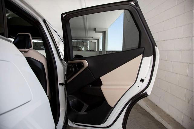 Photo of 2025 Alpine White BMW X3