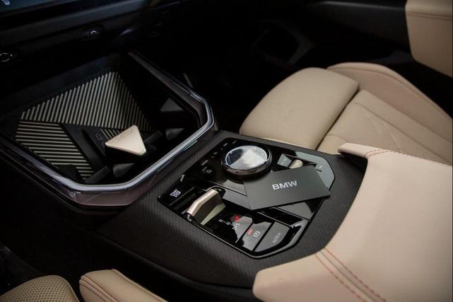 Photo of 2025 Alpine White BMW X3