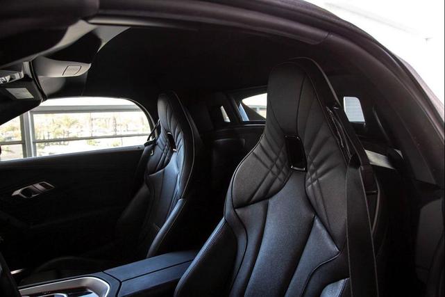 Photo of 2022 Black Sapphire Metallic BMW Z4