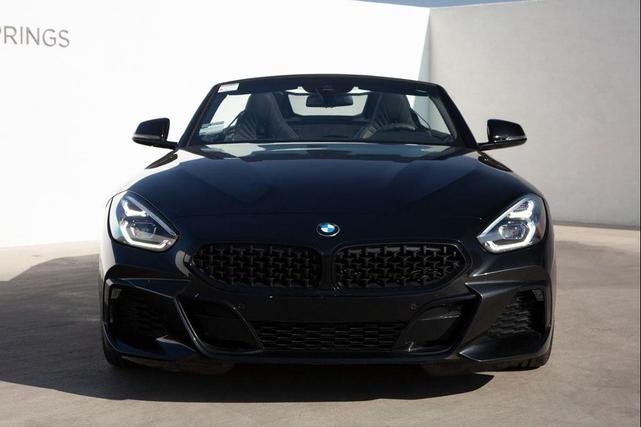 Photo of 2022 Black Sapphire Metallic BMW Z4