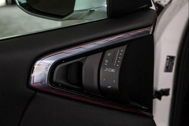 Photo of 2025 Alpine White BMW X3