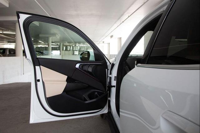 Photo of 2025 Alpine White BMW X3