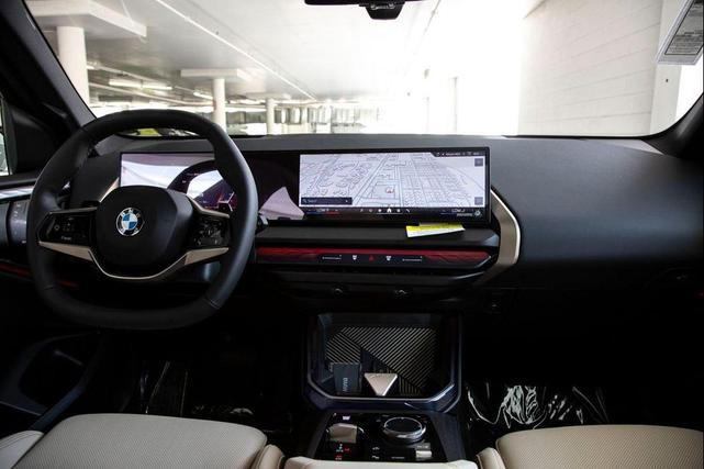 Photo of 2025 Alpine White BMW X3