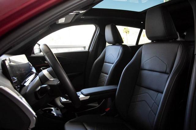 Photo of 2024 Vegas Red Metallic BMW X2