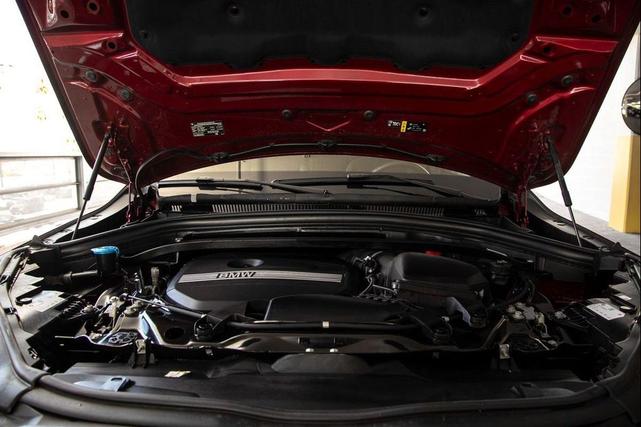 Photo of 2024 Vegas Red Metallic BMW X2